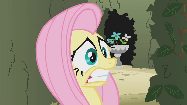File:Scared Fluttershy S2E01.png