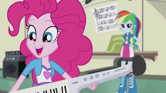 File:Pinkie Pie "it's a guitarkey!" EG2.png