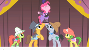 S01E21 Pinkie kończy utwór.png