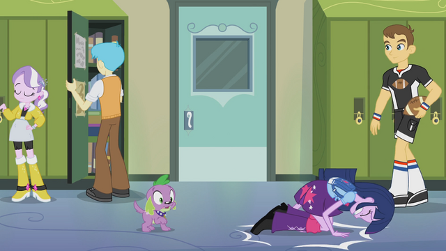 File:Twilight falls EG.png