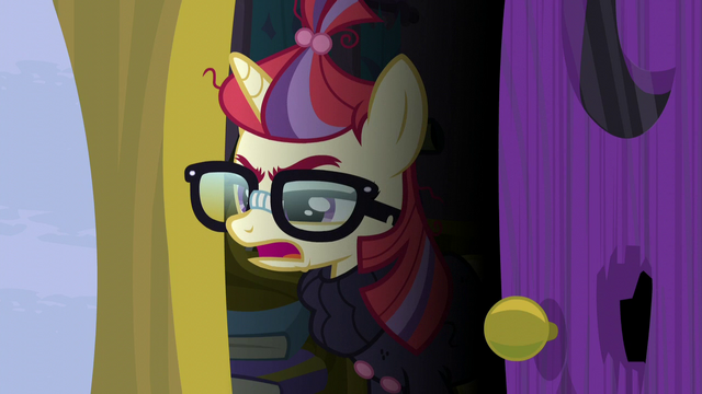 File:Moon Dancer groans S5E12.png