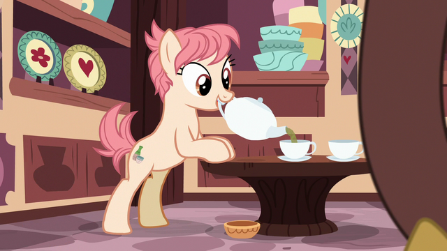 File:Raspberry Vinaigrette pouring tea S7E12.png