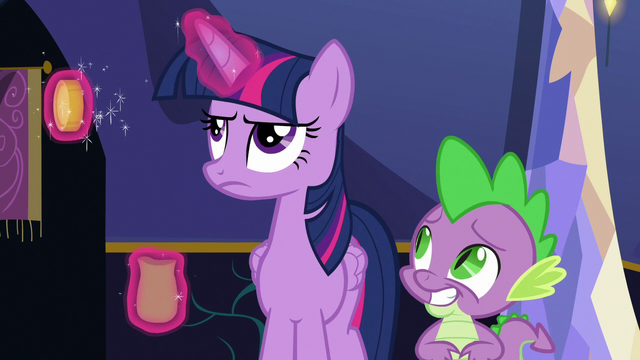 File:Twilight looking annoyed S6E15.png