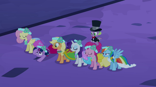 File:Overdue bachelor party S02E26.png