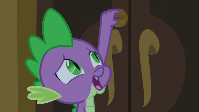 File:Spike locking the tower doors S5E10.png