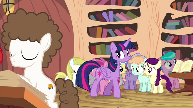 File:Twilight looking at foals around her S4E15.png