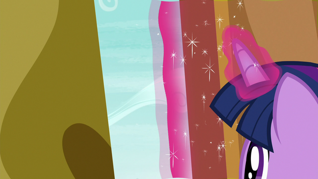File:Twilight Sparkle opening the castle door S6E24.png