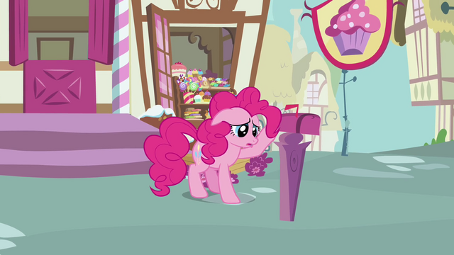 File:Pinkie Pie depressed 2 S3E07.png