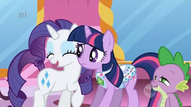 Plik:S01E01 Rarity tuli Twilight.png