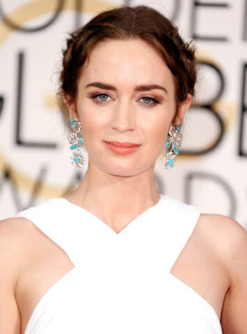 File:Emily Blunt profile.jpg