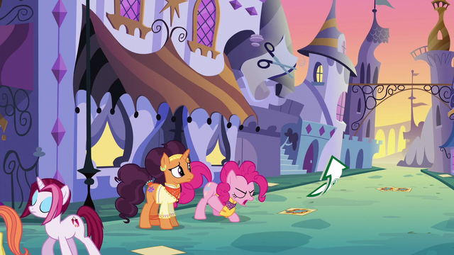 File:Pinkie hurls arrow sign at the ground; sign curves upward S6E12.png