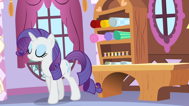 File:Rarity walking away S4E08.png