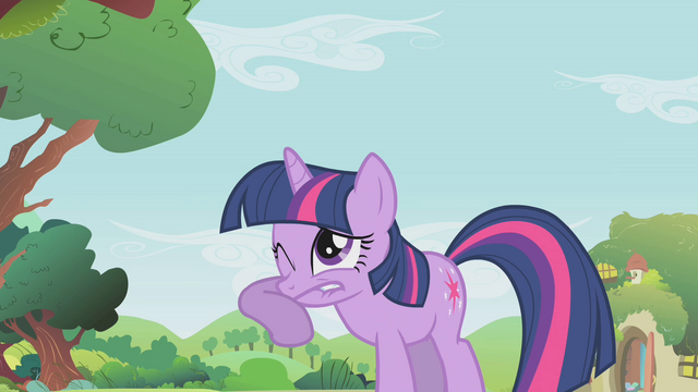 File:Twilight can't look S01E10.png