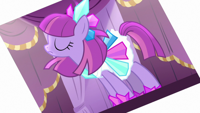 File:Second photo of Starstreak's fashion model S7E9.png