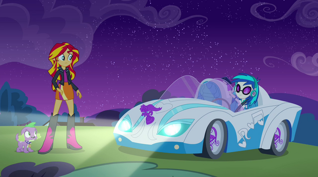 File:DJ Pon-3's ride EG2.png
