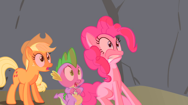 File:Spike Applejack & Pinkie Scared S1E15.png