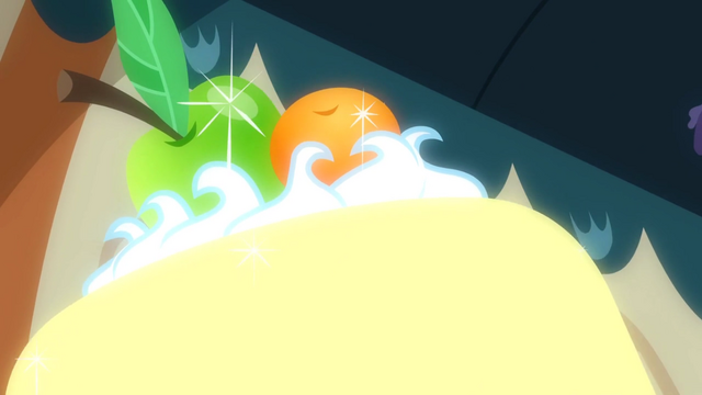 File:Top of cake S2E24.png