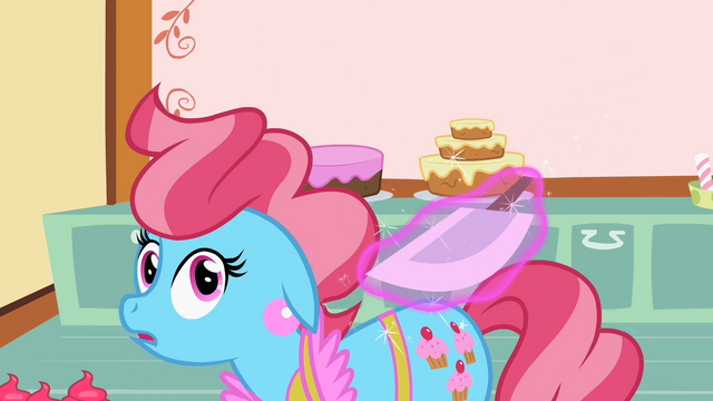 File:Mrs. Cake dodging spatula S2E3.png