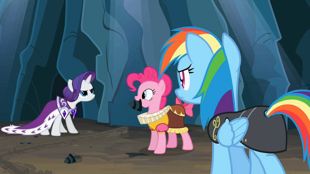 File:Chancellor Puddinghead with her rock S2E11.png