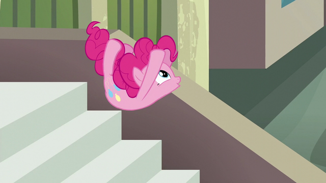 File:Pinkie Pie jumps while spelling Maud's name "U" S6E3.png