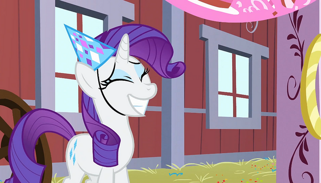 File:Rarity grin S1E25.png