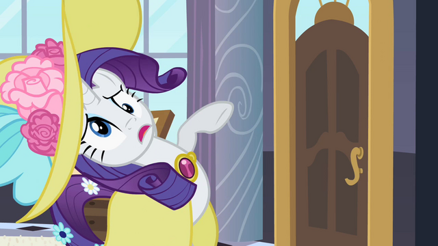 File:Rarity about to faint S2E09.png
