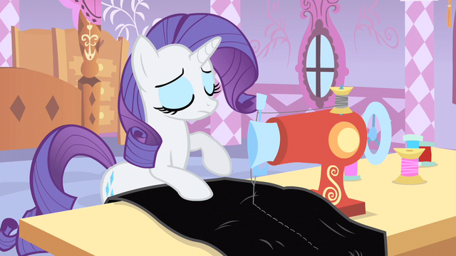 File:Rarity stops sewing S1E20.png