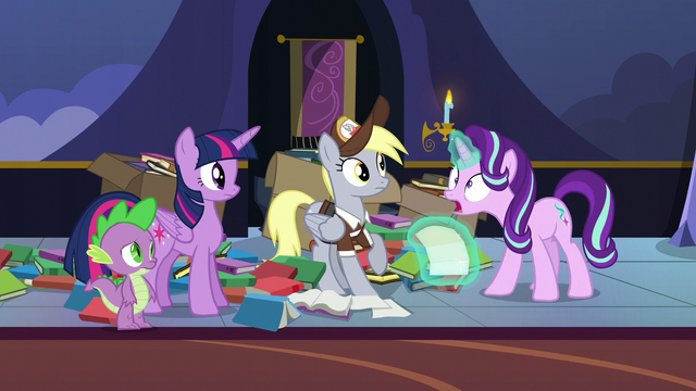 File:Starlight "invited me to the annual Sunset Festival!" S6E25.png