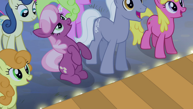 File:Cheerilee faints S4E14.png