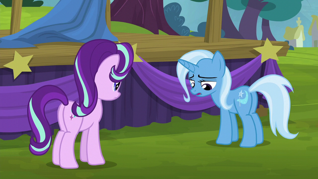 File:Trixie sighing sadly S6E6.png