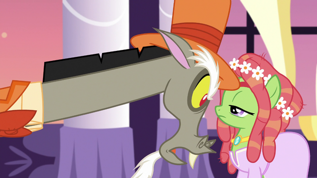 File:Discord "we like each other!" S5E7.png