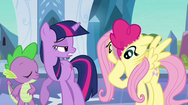 File:Flutter costume S3E1.png
