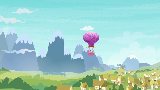 File:Twinkling Balloon approaching Ponyville S7E11.png