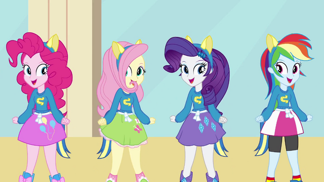 File:Girls dancing EG.png