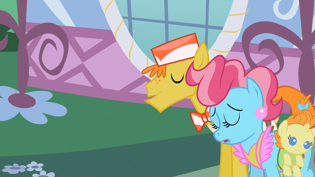 File:Mr. & Mrs. Cake hopeless sigh S2E13.png