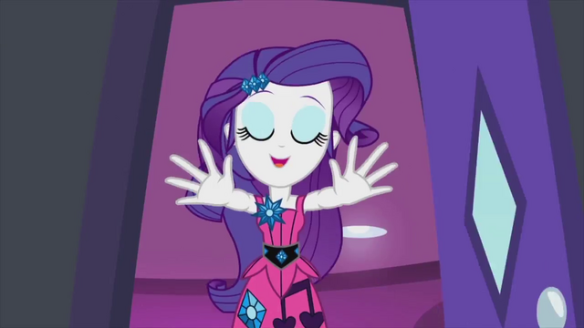 File:Rarity pushes boutique doors open EG2.png