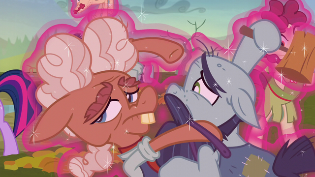 File:Big Daddy McColt "you can unfreeze us now" S5E23.png