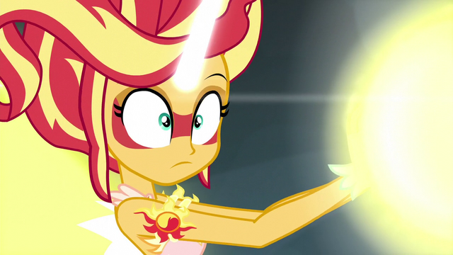 File:Daydream Shimmer realizing Midnight Sparkle is distracted EG3.png