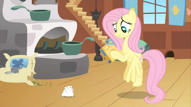 File:Fluttershy fatmouse S02E19.png