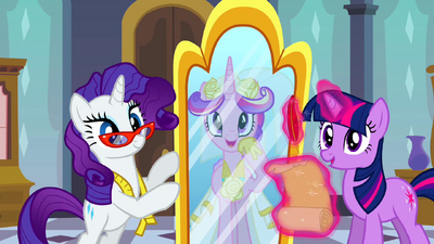 Princess Cadance looking in Rarity's mirror S2E26