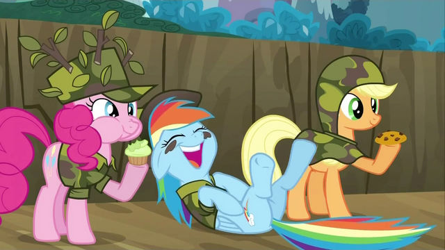 File:Rainbow Dash laughing S2E21.png