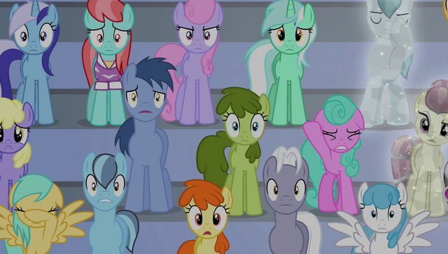 File:Crowd shocked at Spike's singing 1 S4E24.png