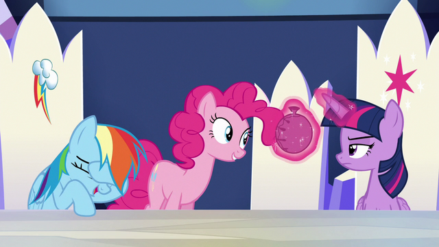 File:Pinkie Pie "you have to admit" S6E15.png