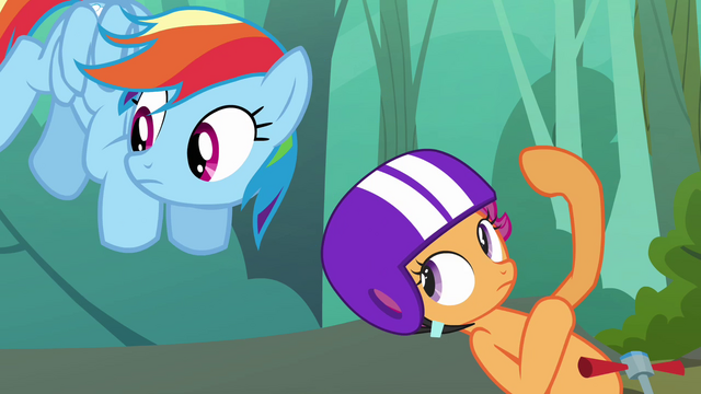File:Scootaloo points behind S3E06.png