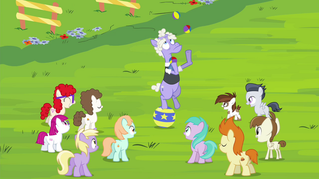 File:Randolph juggling S4E15.png
