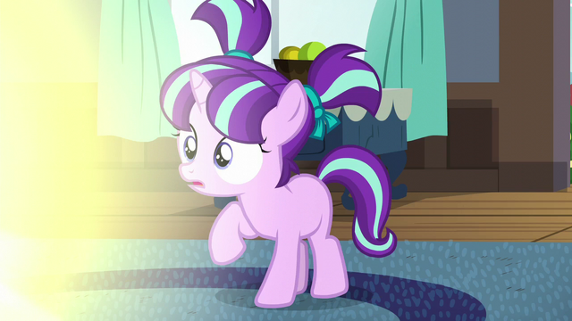 File:Filly Starlight watching Sunburst's cutie mark moment S6E1.png