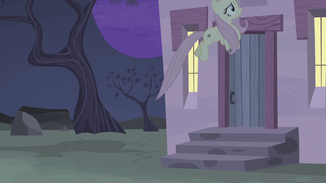File:Fluttershy flies up S5E02.png