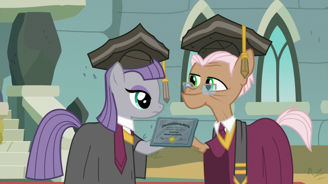 File:Maud Pie receiving her rocktorate S7E4.png