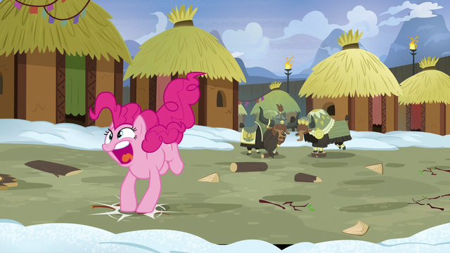 File:Pinkie Pie joins in the stomping S7E11.png
