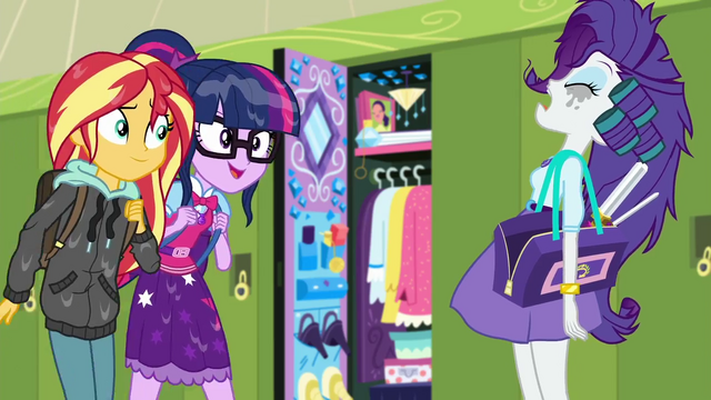 File:Sunset and Twilight approaching Rarity SS6.png